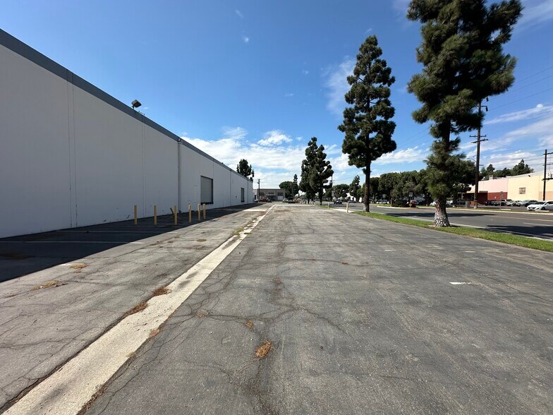 More Photos Of 16000 Heron Ave, La Mirada Manufacturing For Lease