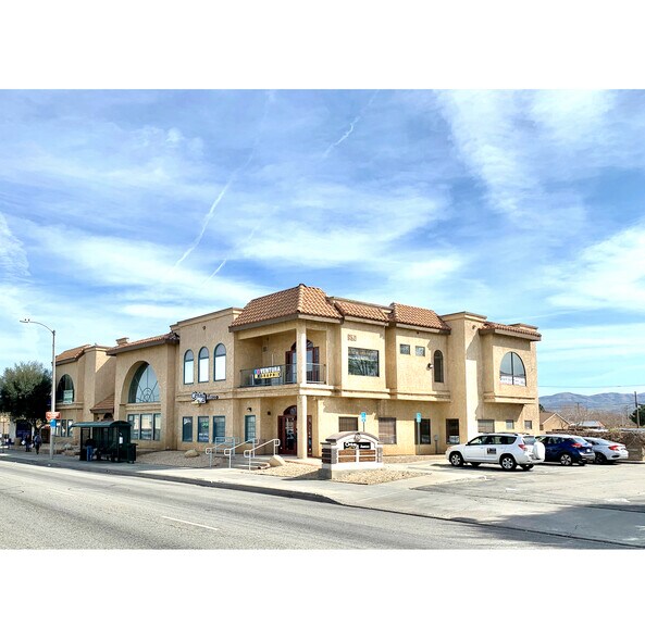 More Photos Of 950 E Palmdale Blvd, Palmdale Loft Creative Space For Sale