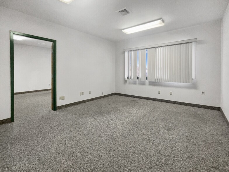 More Photos Of 608 N High St, Millville Medical For Sale