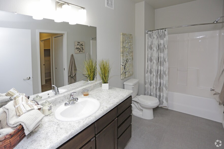 More Photos Of 1220-1250 27th Ave NW, Minot Apartments For Sale