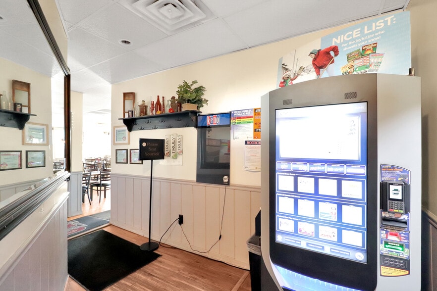 More Photos Of 7646 Lancaster Ave, Myerstown Restaurant For Sale