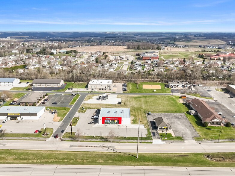 More Photos Of 819 Frontage Rd, Byron General Retail For Sale