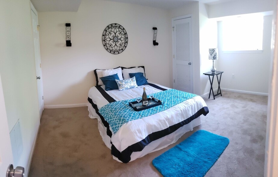 More Photos Of 5001 Midwood Ave, Baltimore Apartments For Sale