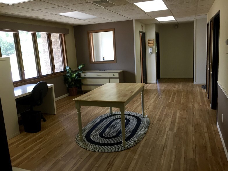 More Photos Of 3461 E North Union Rd, Bay City Office For Lease