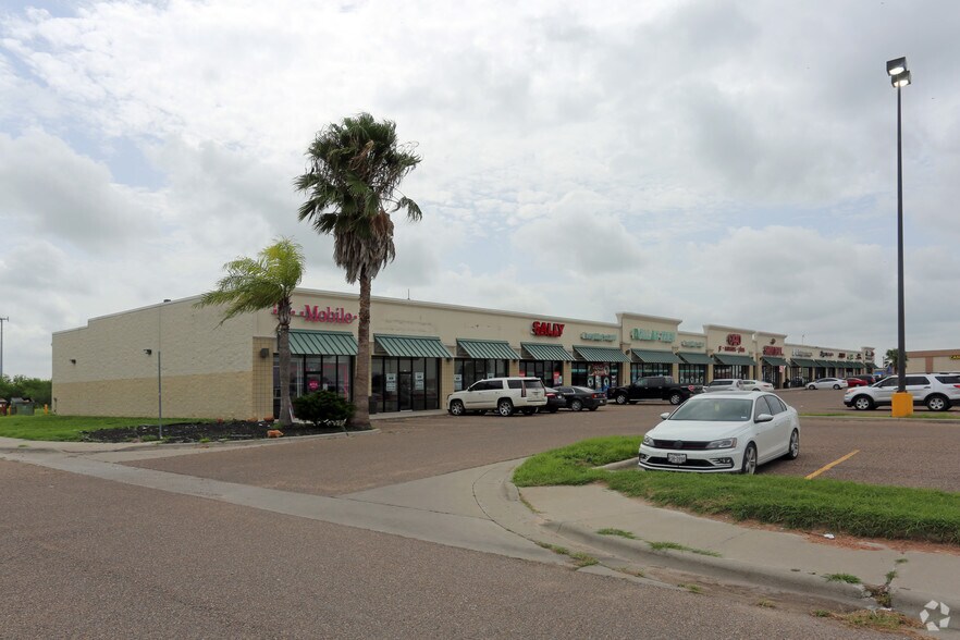 Primary Photo Of 2000 Dr N W Atkinson Blvd, Alice General Retail For Lease