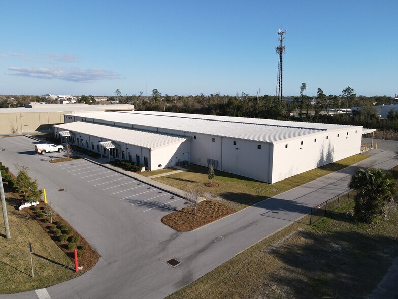 Primary Photo Of 521 W 14th St, Panama City Flex For Lease