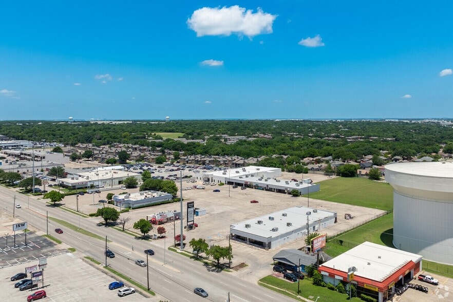 More Photos Of 4099-4111 W Camp Wisdom Rd, Dallas Unknown For Lease