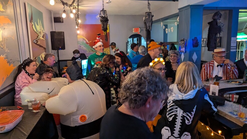 More Photos Of 1200 Hornberger Ave, Roebling Restaurant For Sale