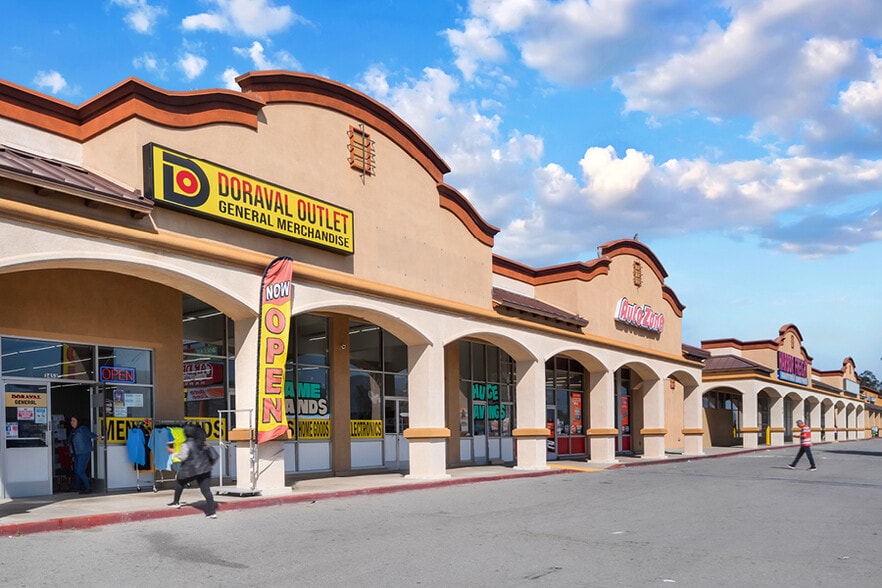 More Photos Of 3453 W Ramsey St, Banning Storefront For Sale