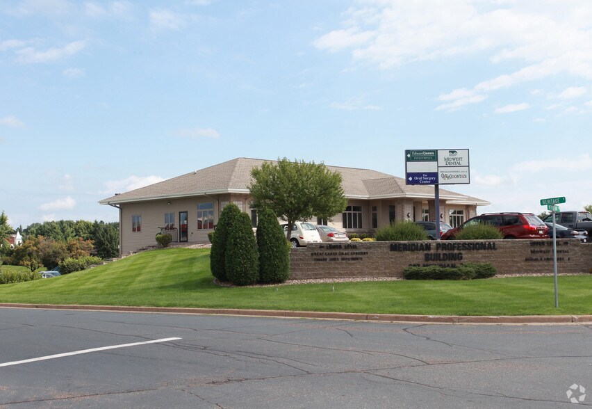 More Photos Of 227 Meridian Dr, New Richmond Office For Sale