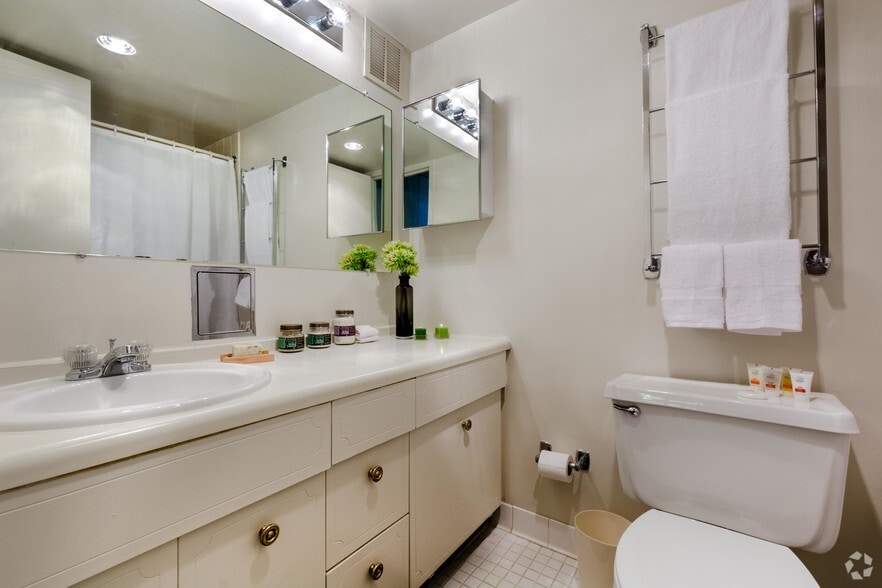 More Photos Of 8610-8650 Georgia Ave, Silver Spring Apartments For Lease