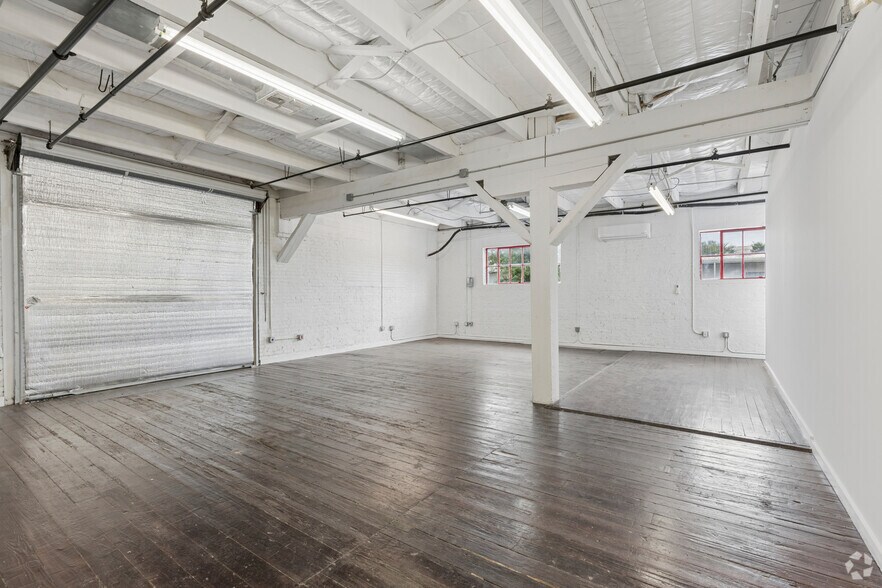 More Photos Of 2315 Commerce St, Houston Unknown For Lease