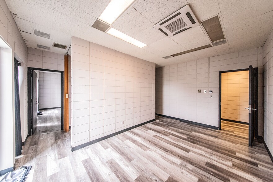 More Photos Of 3000 Irvin Cobb Dr, Paducah Warehouse For Sale