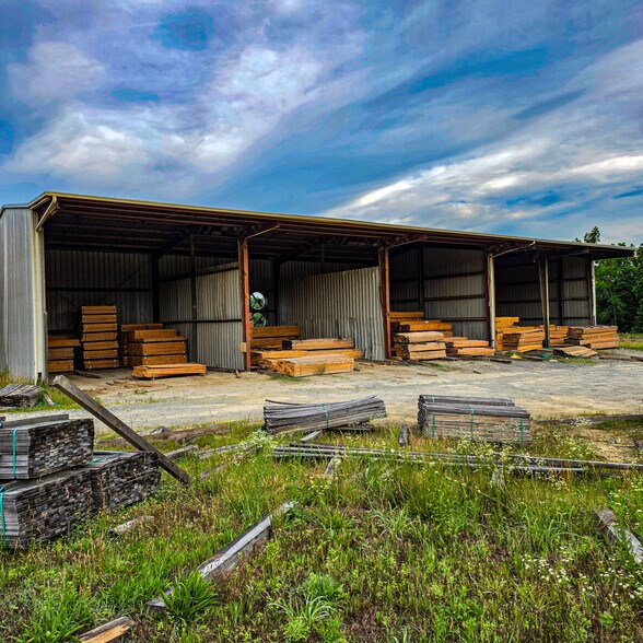More Photos Of 1150 Saxkey Rd, Drakes Branch Industrial For Lease