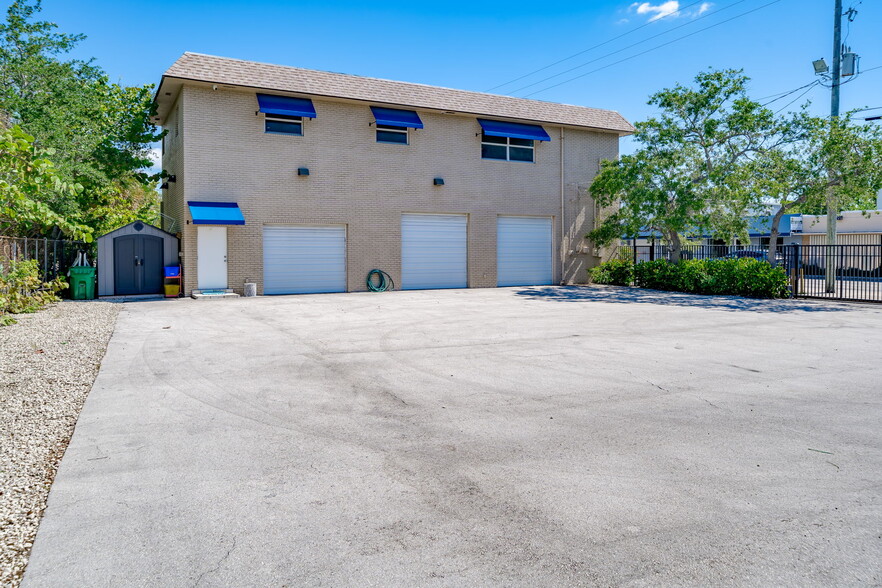 More Photos Of 234 NE 4th Ave, Delray Beach Warehouse For Sale