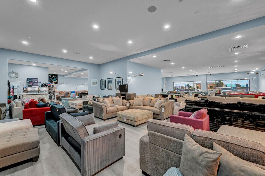 More Photos Of 1433 N Boulder Hwy, Henderson Freestanding For Sale