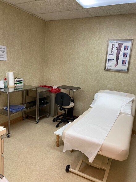 More Photos Of 1003-1031 McBride Ave, Woodland Park Medical For Lease