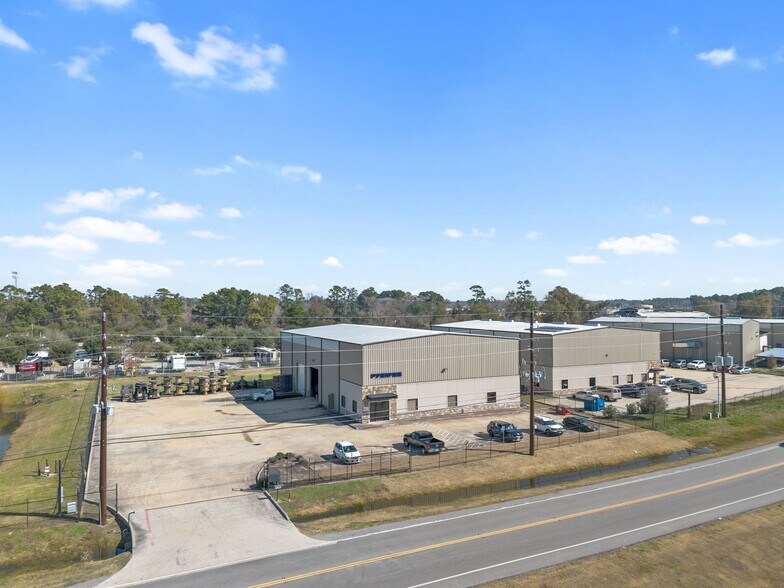 More Photos Of 2023 Humble Westfield Rd, Houston Warehouse For Sale