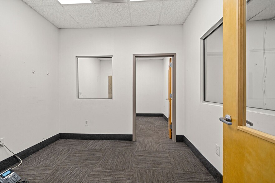 More Photos Of 628 Belmont St, Brockton Freestanding For Lease