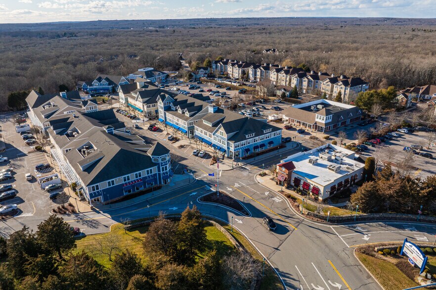 More Photos Of 50 South County Commons Way, South Kingstown Unknown For Lease