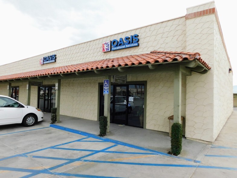 More Photos Of 81-557 Doctor Carreon Blvd, Indio Storefront Retail Office For Lease