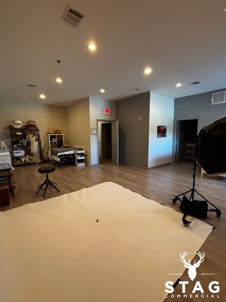 More Photos Of 8800 US Highway 380, Cross Roads Medical For Lease