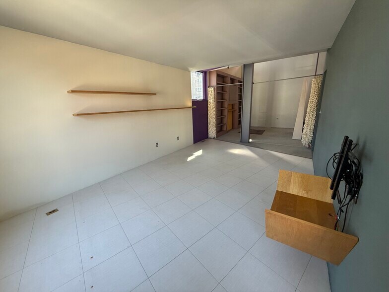 More Photos Of 357 N Craig St, Pittsburgh Office For Lease