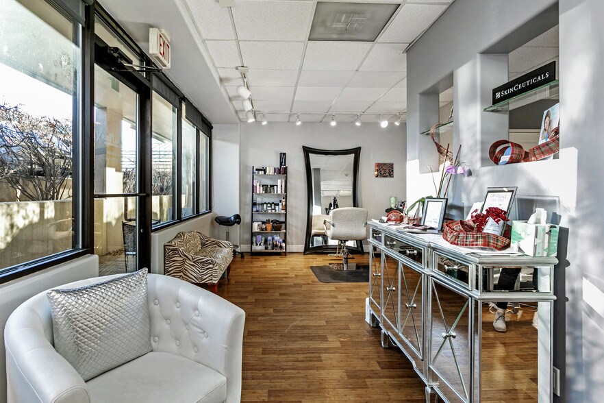 More Photos Of 30 Benchmark Rd, Avon Office For Sale
