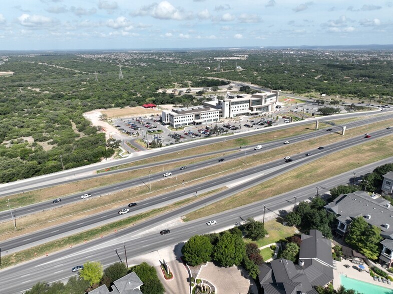 More Photos Of 3011 W Loop 1604 N, San Antonio Medical For Lease