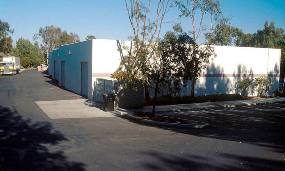 More Photos Of 4168 Avenida de la Plata, Oceanside Light Manufacturing For Lease