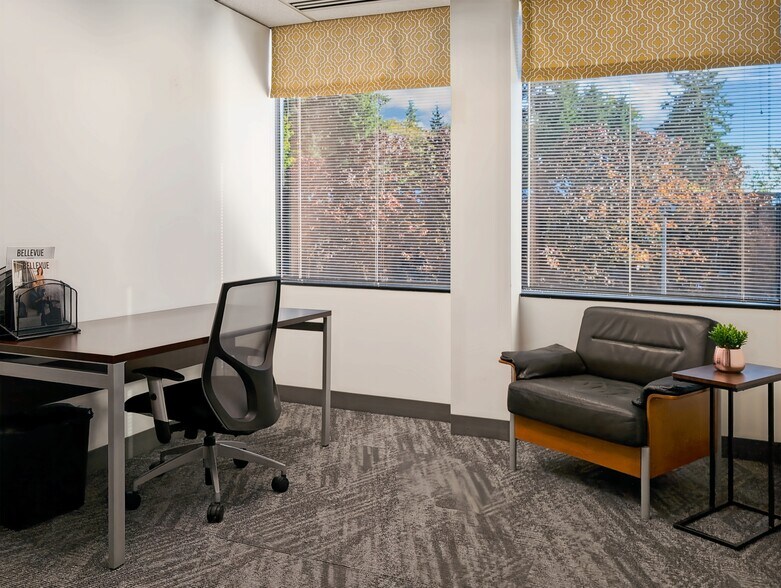 More Photos Of 11900 NE 1st St, Bellevue Coworking Space