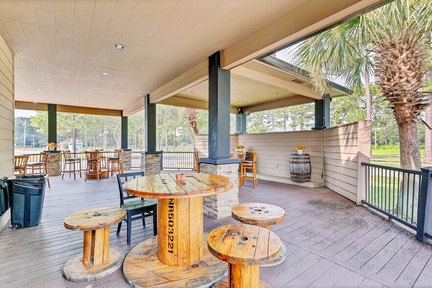 More Photos Of 2579 Douglas Ave, Brewton Restaurant For Sale