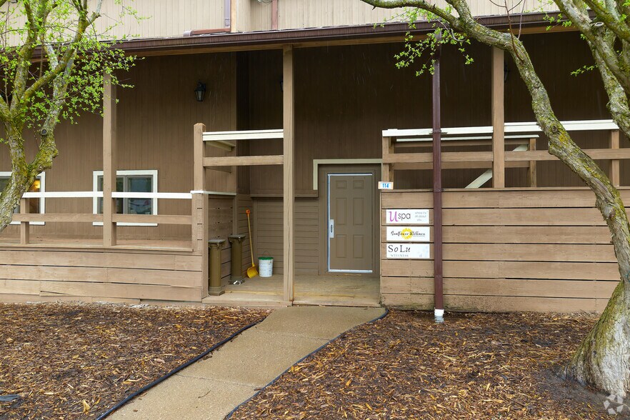 More Photos Of 1 Grove St, Pittsford Office For Lease