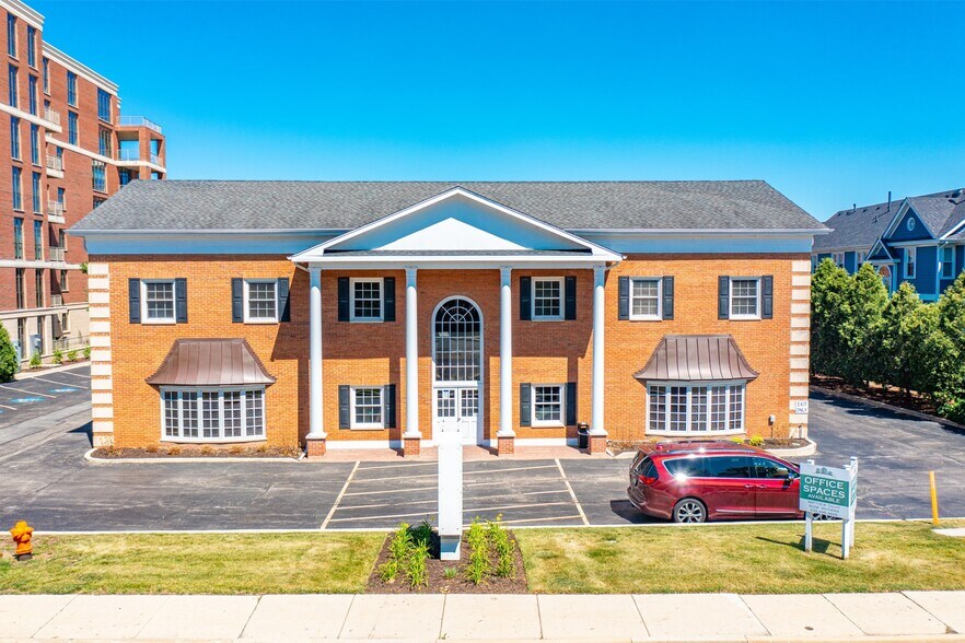 Primary Photo Of 552 S Washington St, Naperville Office For Lease