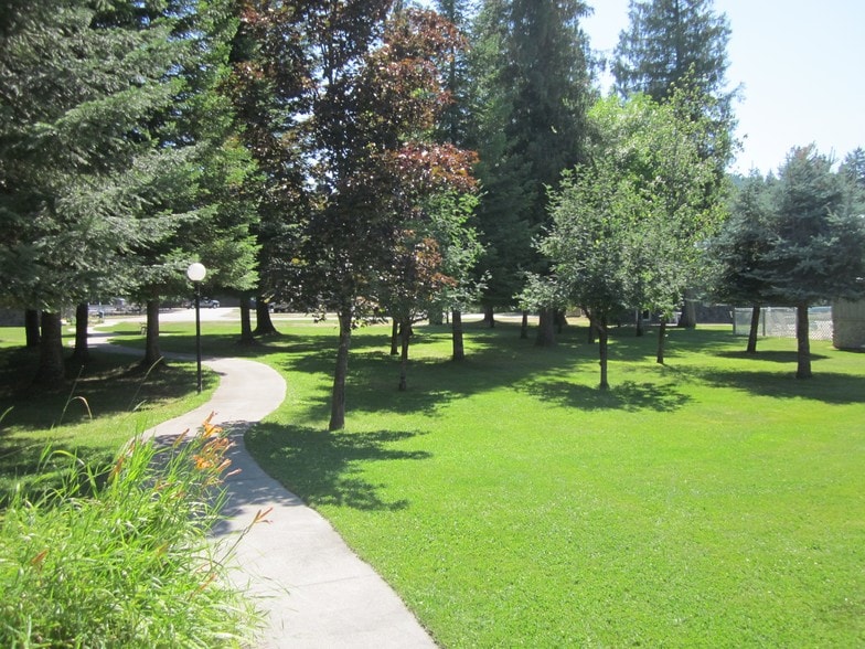 More Photos Of 5310 Dickensheet Rd, Coolin Hotel For Sale