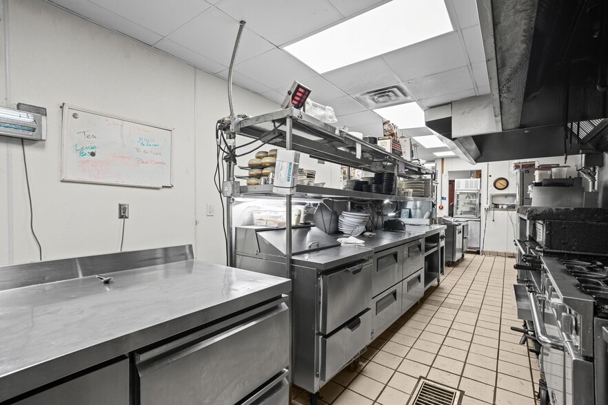 More Photos Of 91 Millard Farmer Ind Blvd, Newnan Restaurant For Sale