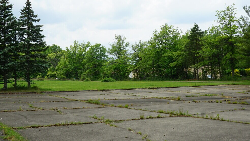 More Photos Of 1097 Bradley Rd, Westlake Land For Sale