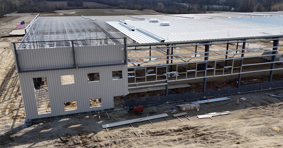 More Photos Of 13001 Mahoning Ave, North Jackson Industrial For Lease