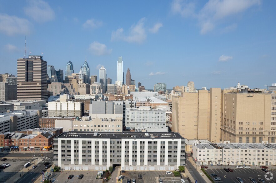 More Photos Of 111 N 9th St, Philadelphia Apartments For Sale