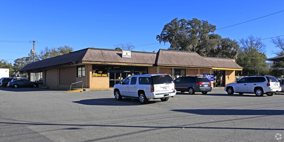 More Photos Of 311 Smith Ave, Thomasville Freestanding For Lease