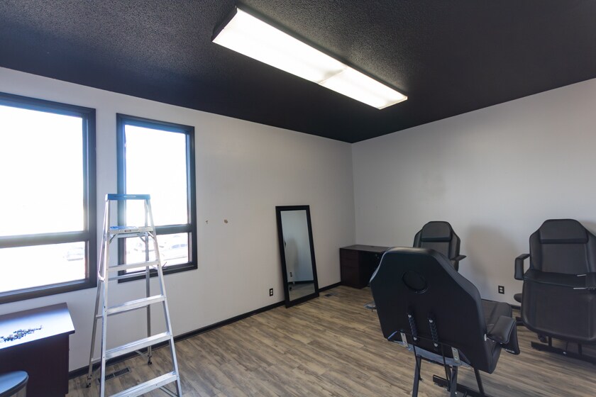 More Photos Of 1528 N Lincoln Ave, Loveland Office For Lease