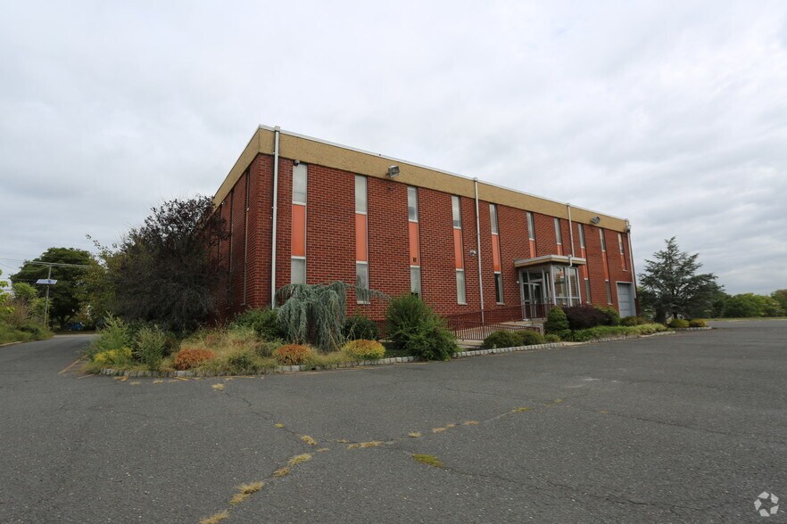 6 Kirby Ave, Somerville, NJ 08876 Office For Lease