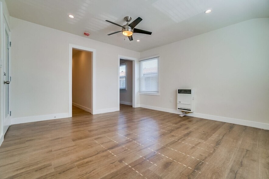 More Photos Of 1940 Chestnut Ave, Long Beach Apartments For Sale