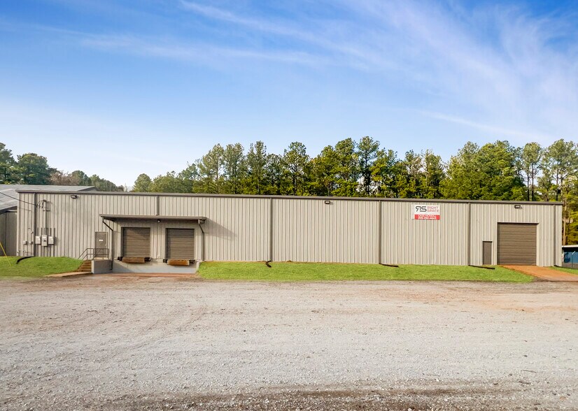 More Photos Of 3160 Mcfarland Blvd, Northport Warehouse For Sale