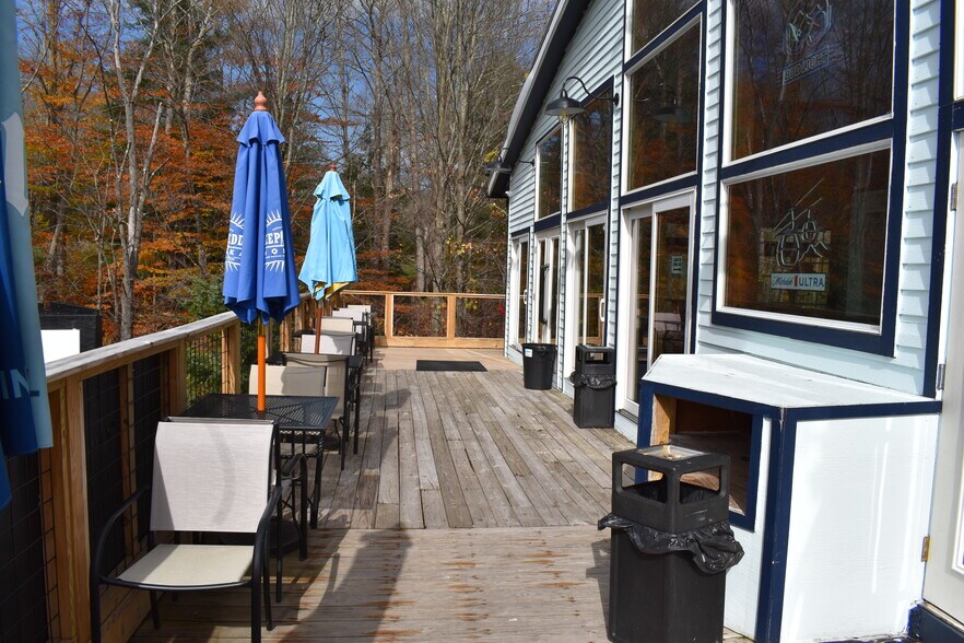 More Photos Of , Tannersville General Retail For Sale
