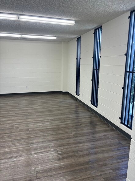 More Photos Of 1913 Merced Ave, South El Monte Warehouse For Lease