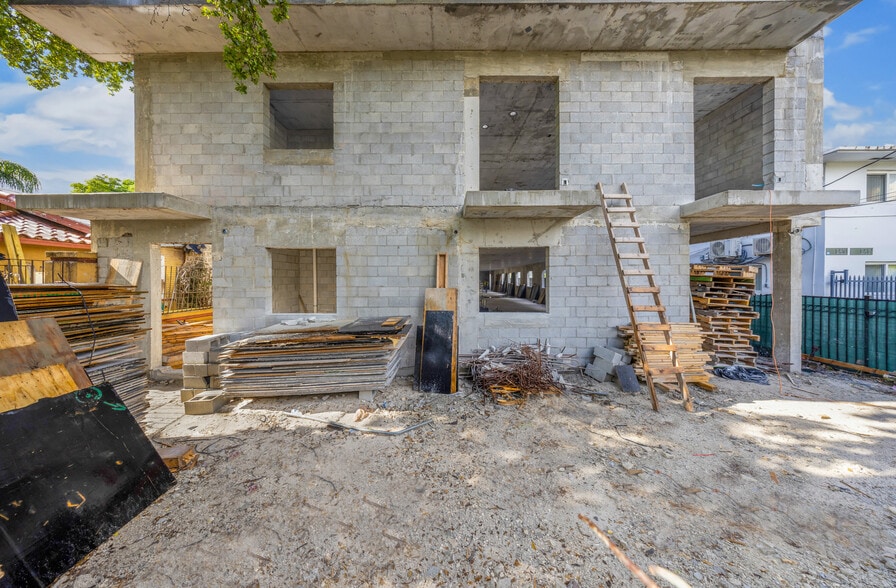 More Photos Of 1254 SW 2nd St, Miami Apartments For Sale