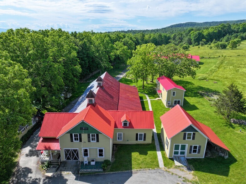 More Photos Of 284 Edgemont Rd, Moriah Hospitality For Sale