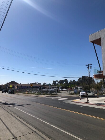 More Photos Of 3055 35th Ave, Oakland Land For Sale