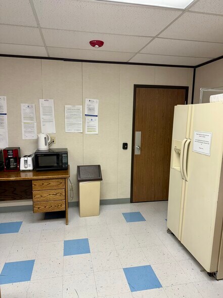 More Photos Of 333 W Nye Ln, Carson City Office For Sale